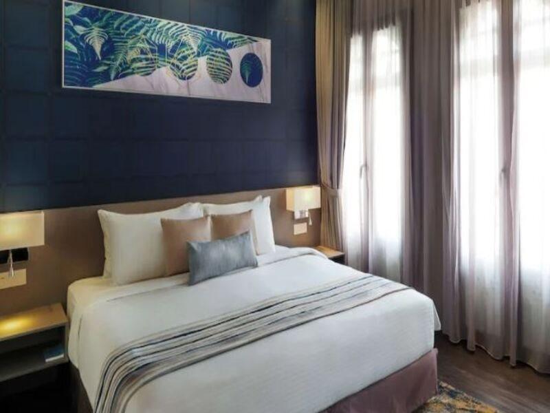 28 Bahari Hotel George Town Exterior photo