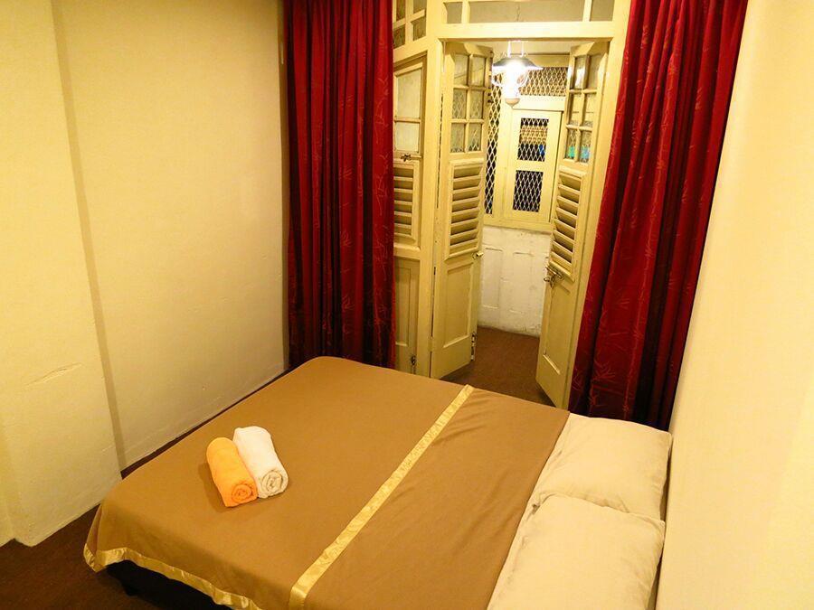 28 Bahari Hotel George Town Exterior photo