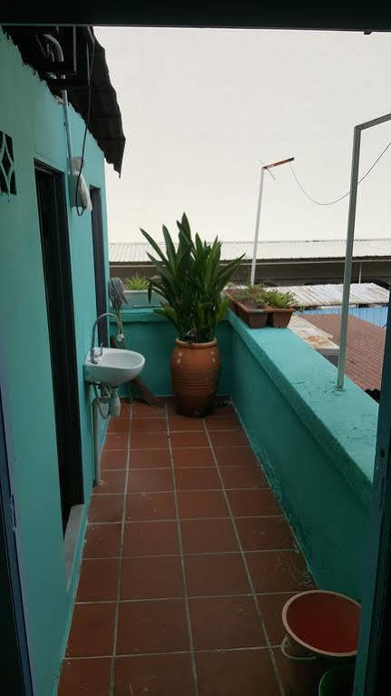 28 Bahari Hotel George Town Exterior photo